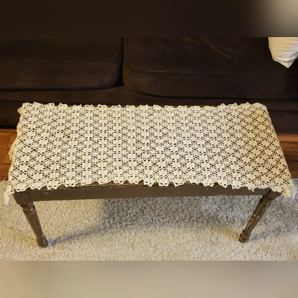 Vintage crocheted flower pattern table runner